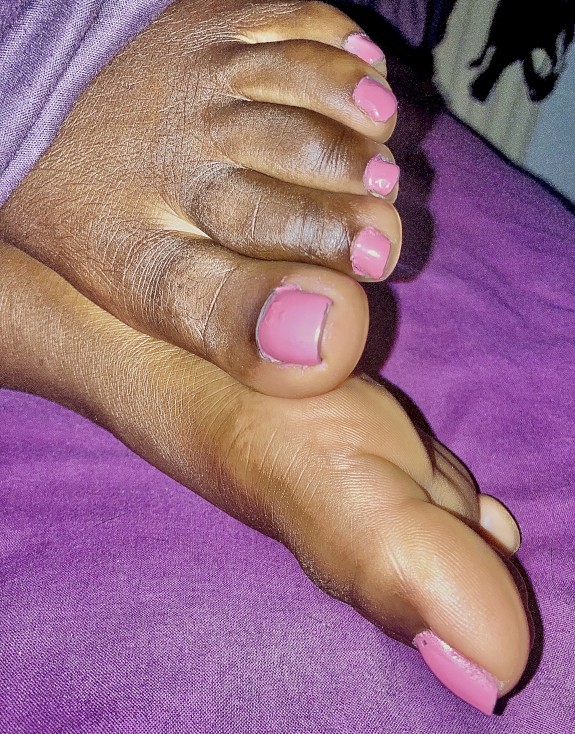 Ebony’s feet