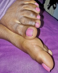Ebony’s feet photo
