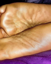 Ebony’s feet photo