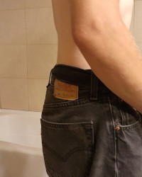 Instagram Bath Tub Tease photo