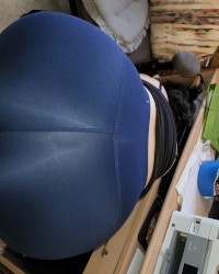 Big booty Latina milf cleaning photo