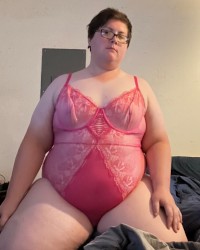Onlyfans freebies from VictoriaSlays photo