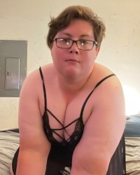 Onlyfans freebies from VictoriaSlays photo