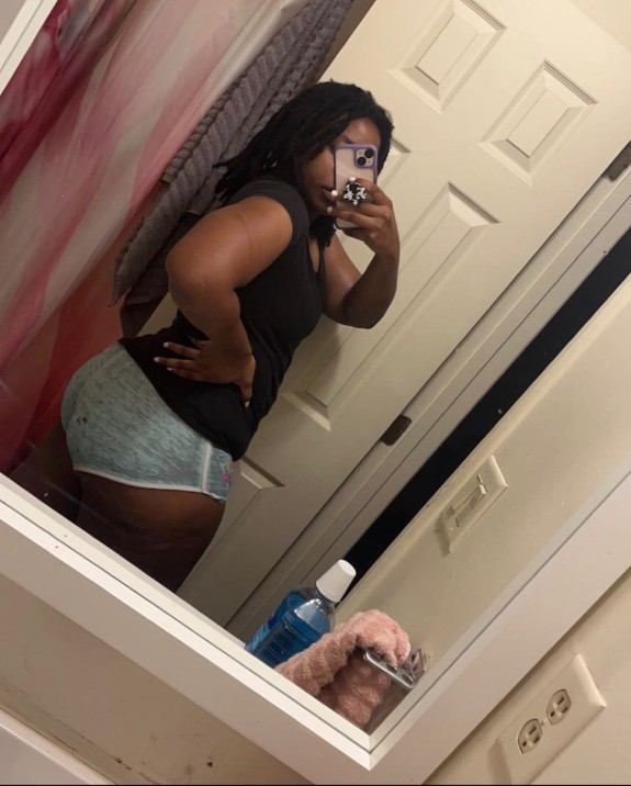 i fuck this thick chick i met on IG
