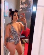 Hottie with a body ❤️