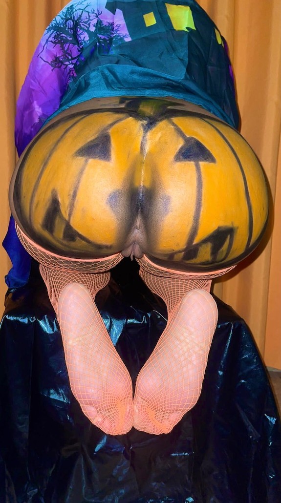 Halloween pumpkin ass
