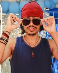 Bancando o Modelo de Oculos photo