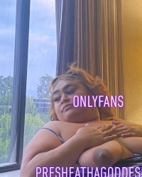 SAMOANCHUNKYMONKEY TITS IN HOTEL WITH A VIEW👅💦 photo