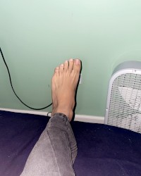 Feet 😝 come smell (custom vids hmu) photo