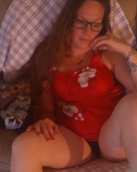 Cleavage Shot, Cleavage Tease and More photo