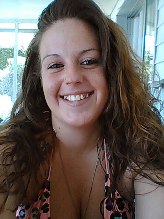 Cleavage Shot, Cleavage Tease and More