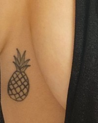 Pineapple photo