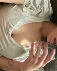 Babe I feel a way photo