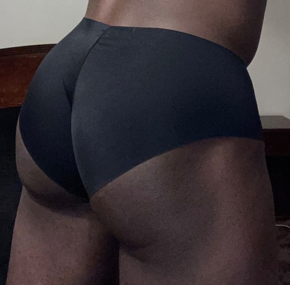 Plump booty