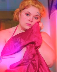 Feeling flirty photo