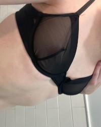More picsss photo