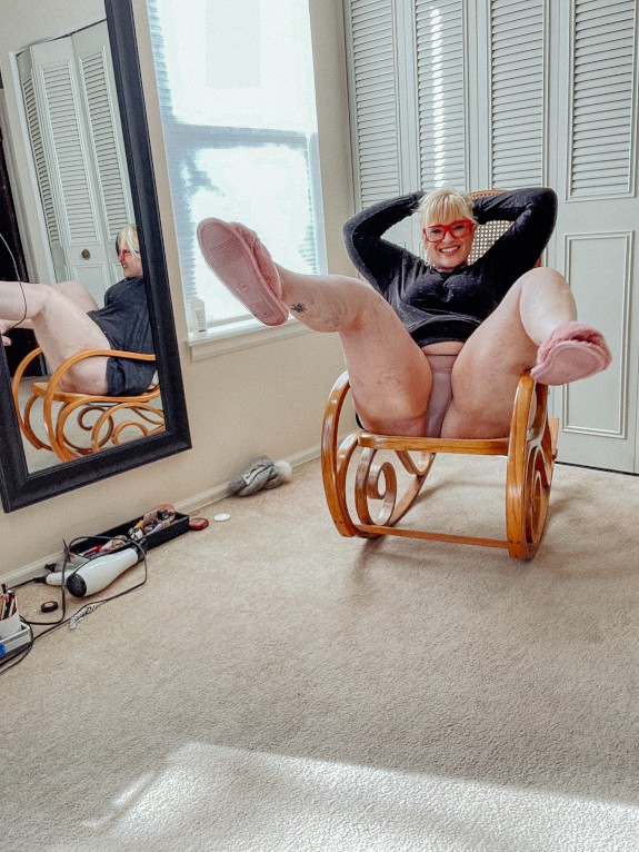 Dirty Mommy Gets Nasty for you Big Tits, Fat thighs