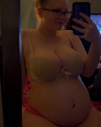 Milf 🤭 photo