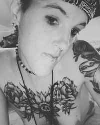 Milf tattooed beauty photo