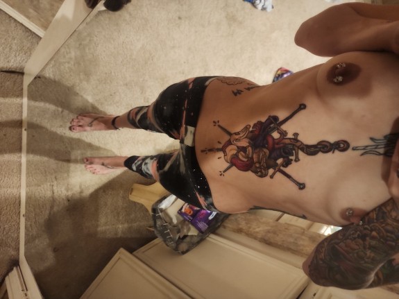 Milf tattooed beauty