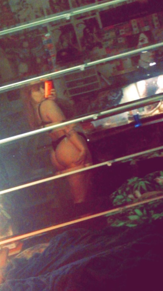 The whole shabang 🧍🏻‍♀️👀🤤