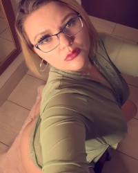 Please me in green… photo