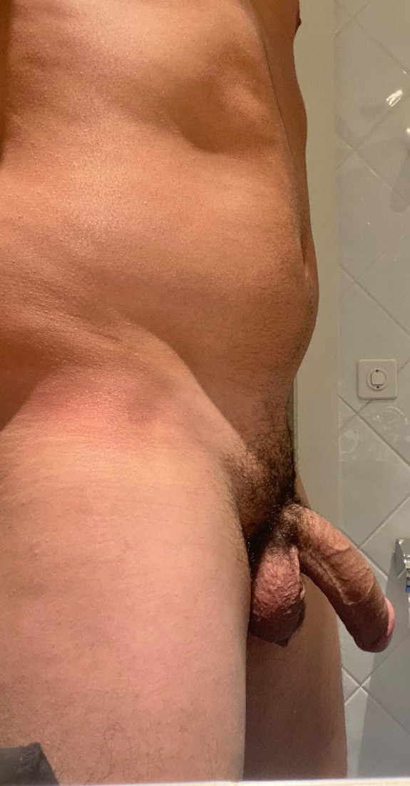 My Big Hard Dick! 🍆