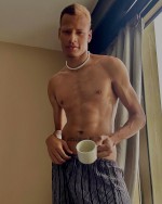 UP LIKE THIS, NEED SOME HELP HERE...