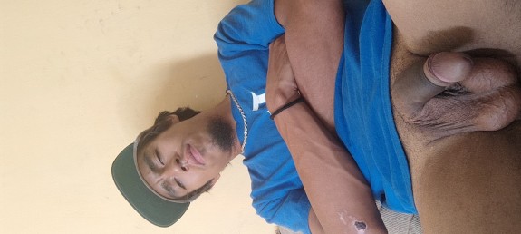 Un Dia Muy Azul Camiseta Desnudo 🥴👀