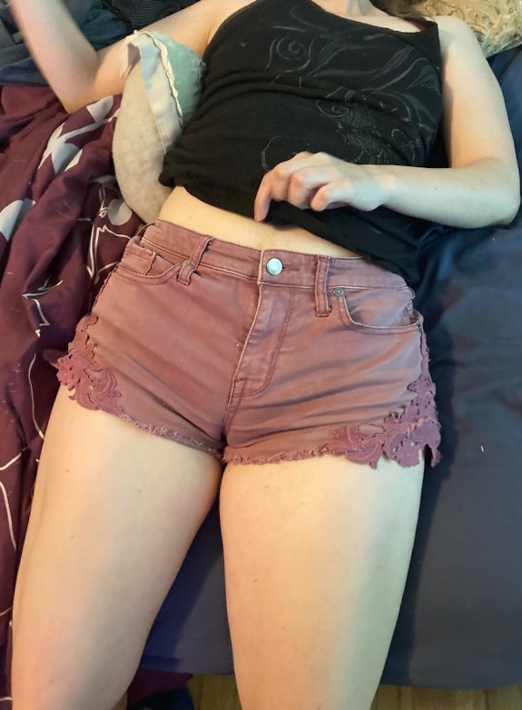 cameltoe and husband’s cock photo