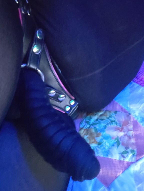 RESULTS OF FEMDOM AND A STRAP-ON!!
