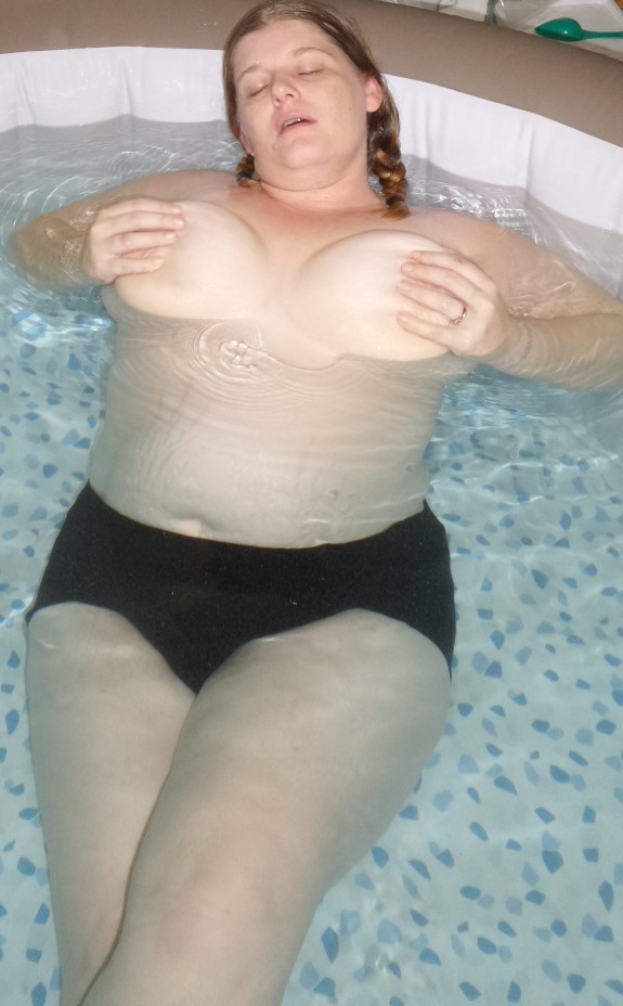 Luna Little - Hot Tub Scene