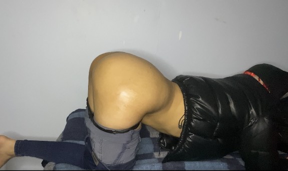 Después de una culiada con una vergota