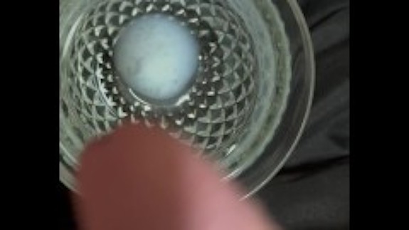 cumming in stemware 500 likes and I’ll drink it all next time