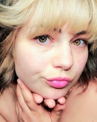 The power of beauty comes from within the heart ♡ photo