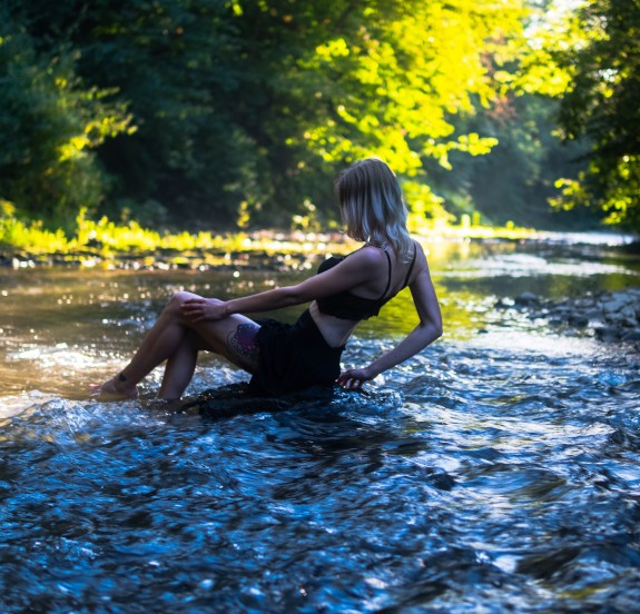 WET PHOTO IN NATURE OUTDOORS