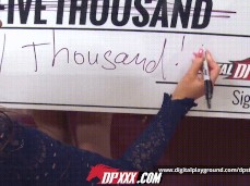 #eva-lovia #veronica-rodriguez gif