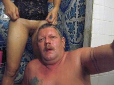 thai pisst in euro mund gif