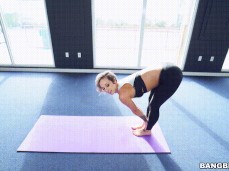 #jada stevens #yoga pants gif