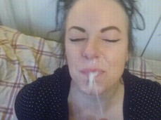 Wifey_blows_best is a gif