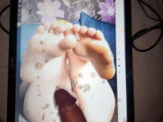 Pupsicle_stick shows ass and feet after my request (Special cumtribute) gif