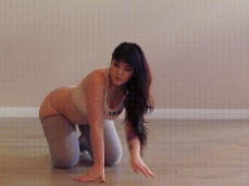 EmilyLynne tease gif