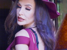 lisa ann naughty gif