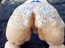 bootycakeorbootydonut gif