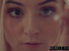 Chloe sexy agent gif