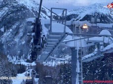 SWALLOWING CUM ON HOLIDAY gif