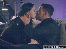 Cuckquean footstool gif