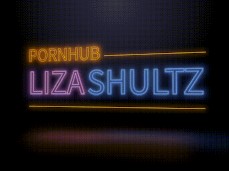 HERMOSA CABALGANDO SU DILDO gif