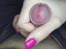 Горячая мачеха дрочит мой член gif