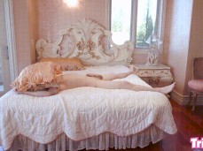 Sexy wife Brandi Love walks in on waiting  stud 01 gif